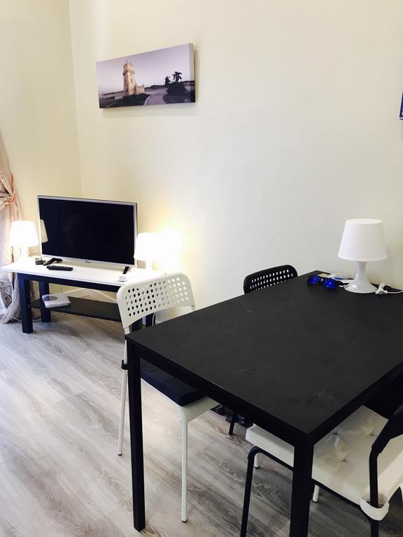Excellent 2 Bedroom In Apartamento *