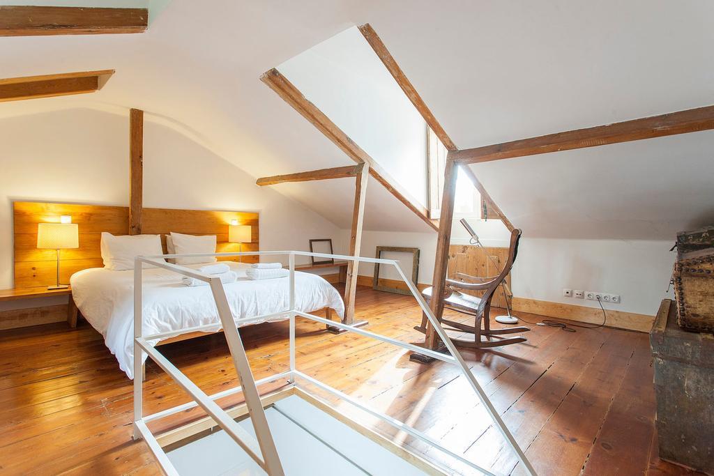 Apartamento Central, Charming, Quiet, Garden And Parking