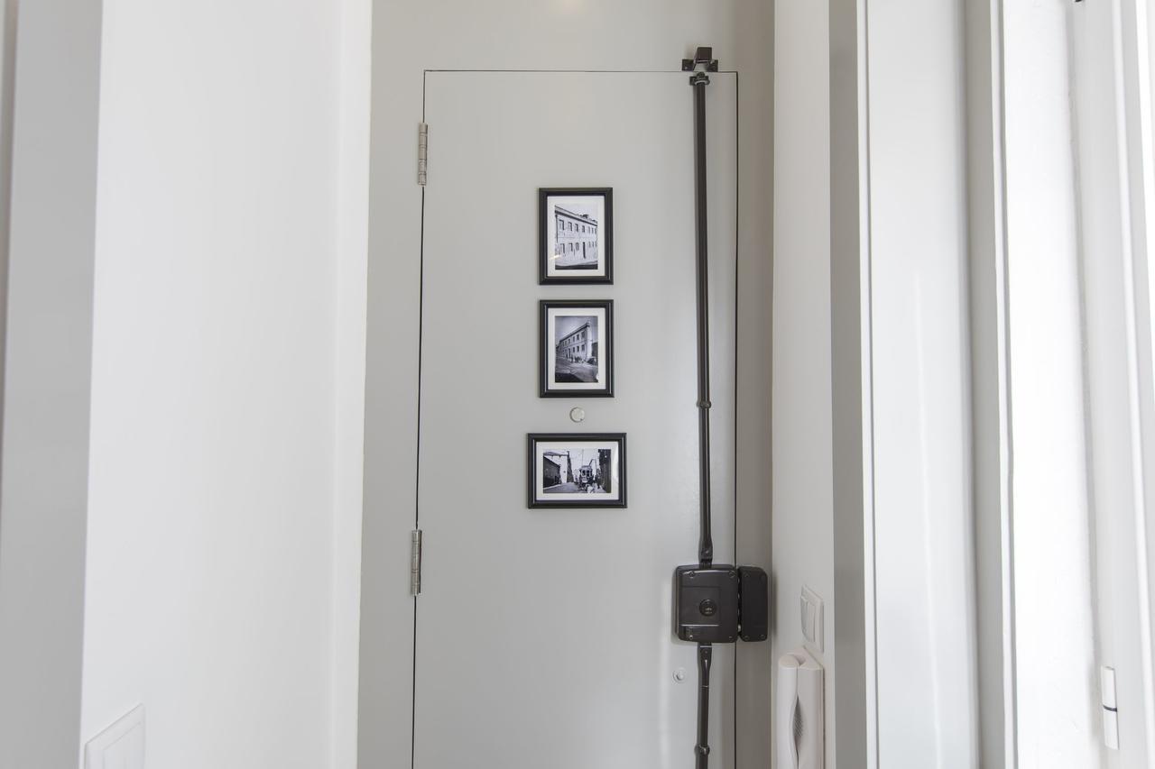 Lovelystay Saudade Studio Lisbon's Narrowest Building Apartment Lisbon