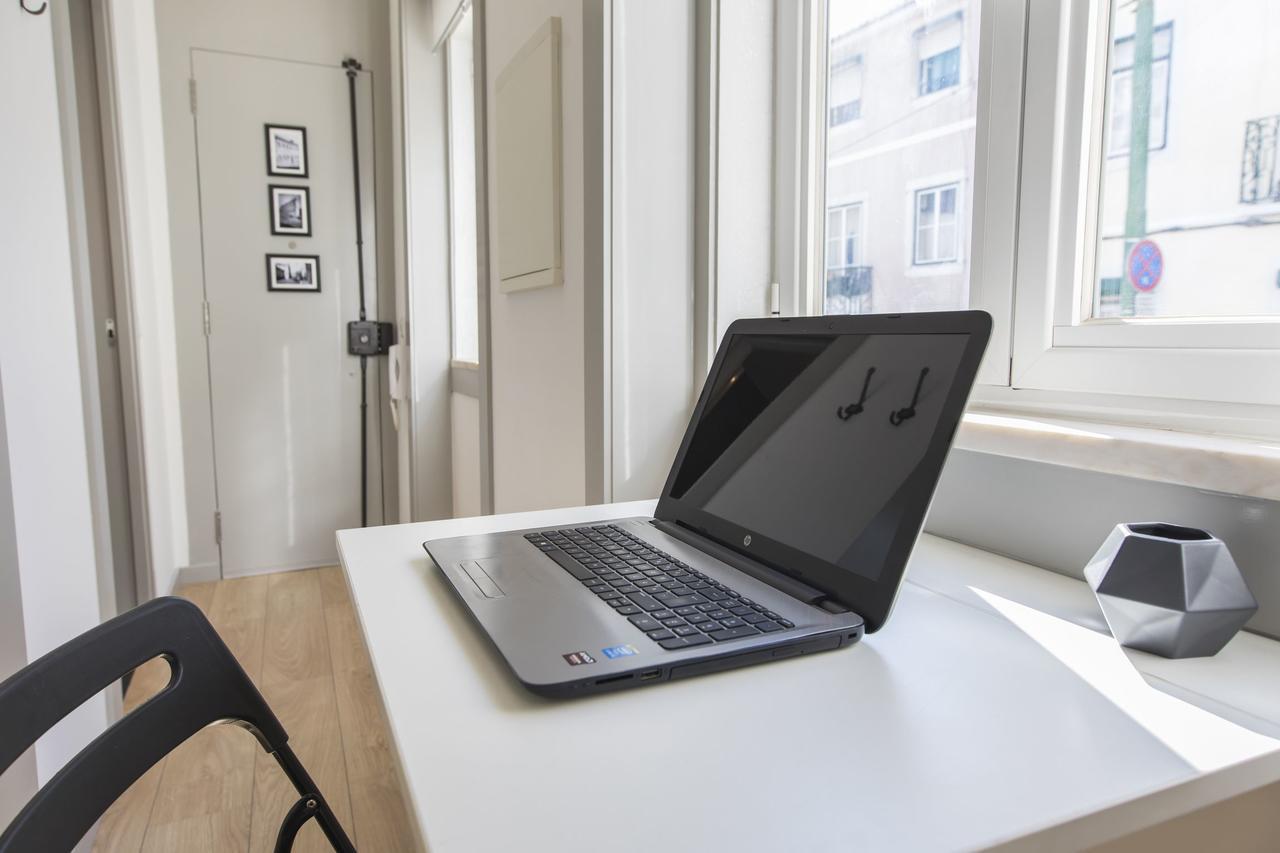 Lovelystay Saudade Studio Lisbon's Narrowest Building *