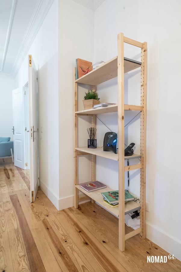 Nomad 64 Albergue