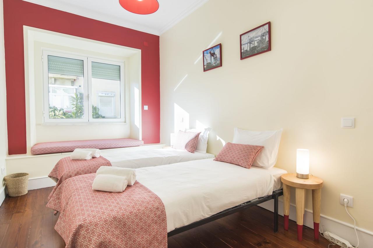 Spacious 4bdr River View Apartamento *