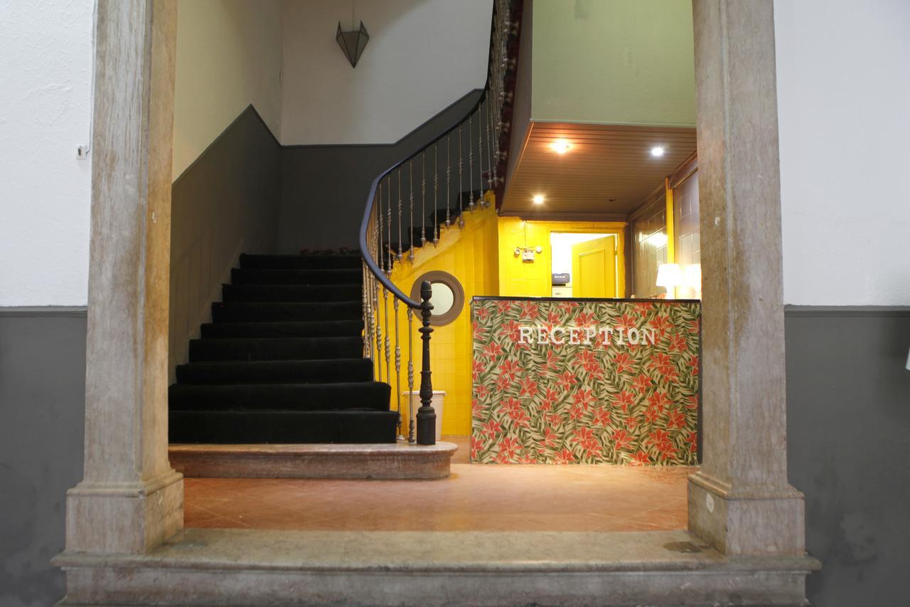 Avenida Hostal