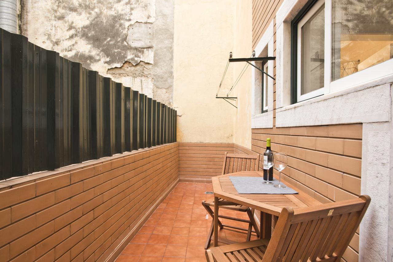 Bmyguest - São Bento Garage Lisboa