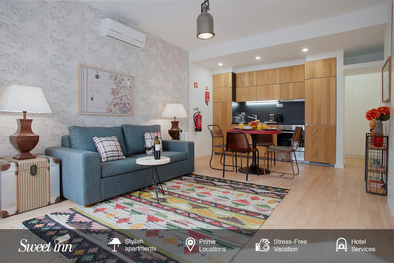 Apartment Sweet - Gloria