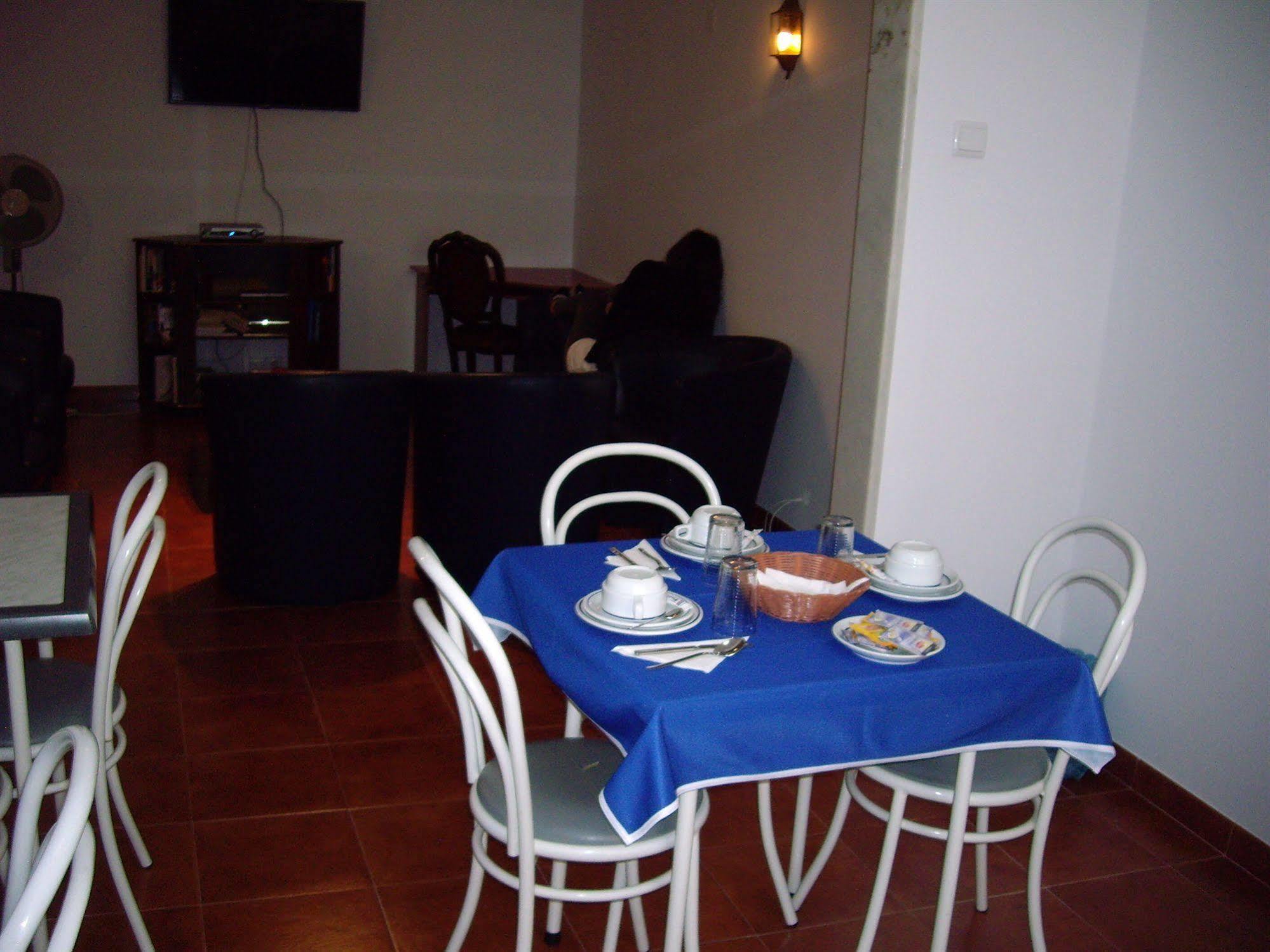 Residencial Camoes Bed and breakfast Lisboa