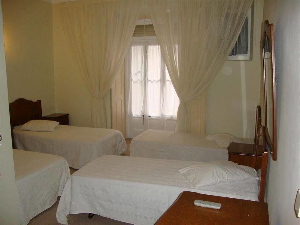 Residencial Marisela Guest house 2*