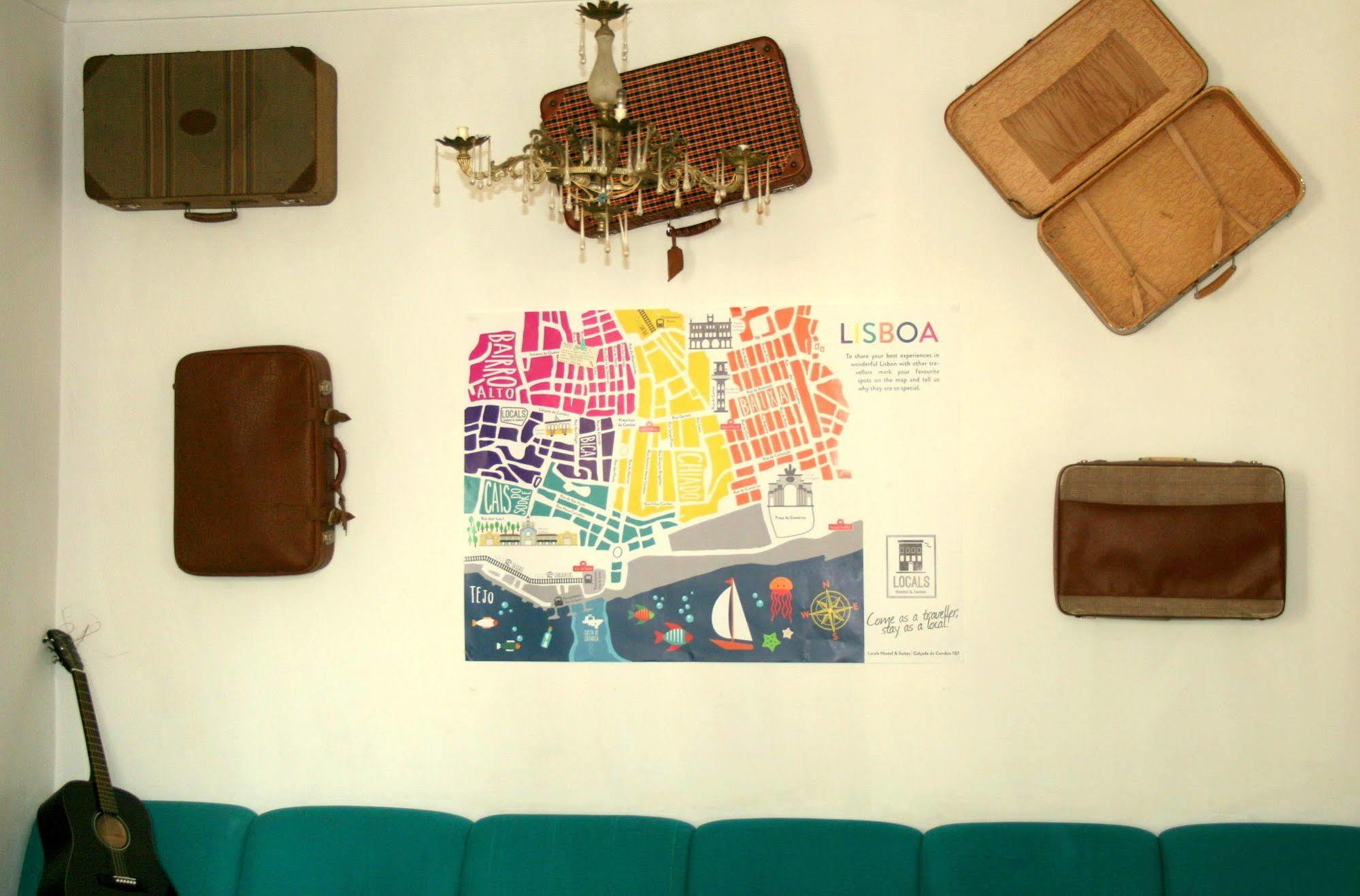 Locals & Hostal *