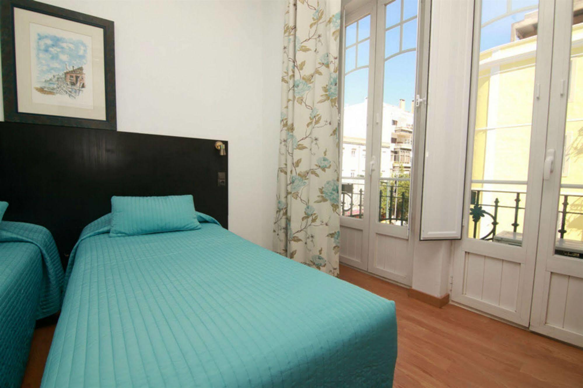 Residencial Joao Xxi Pensión 3*