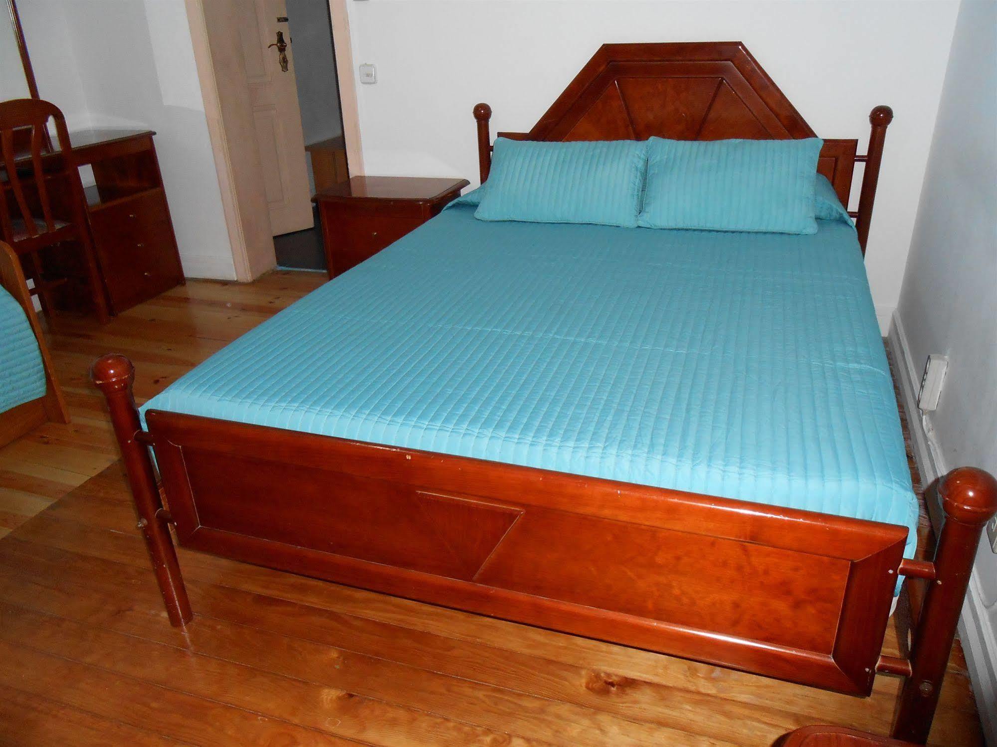 Residencial Joao Xxi Pensión 3*