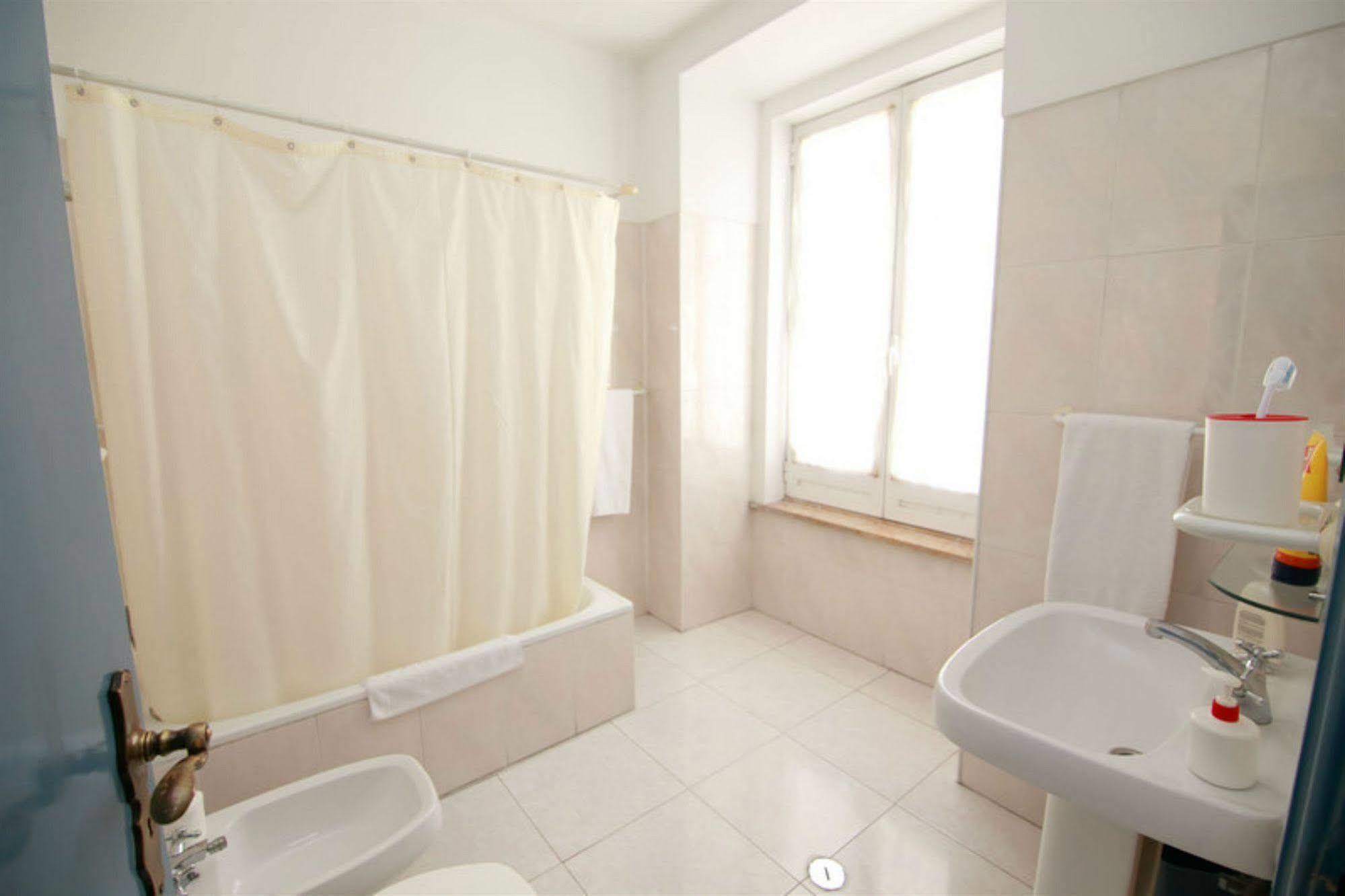 Residencial Joao Xxi Pensión Lisboa