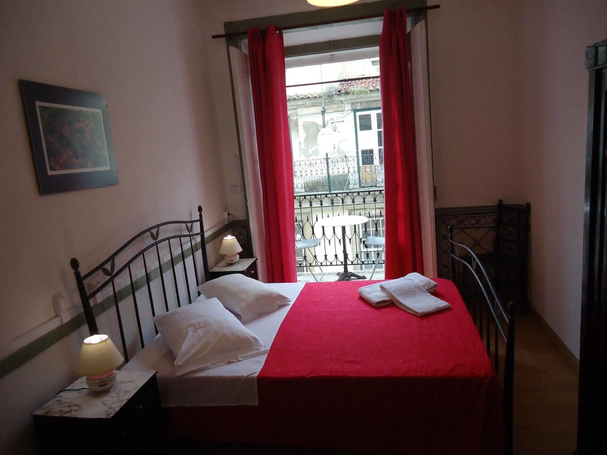 Guest house New Aljubarrota 2*