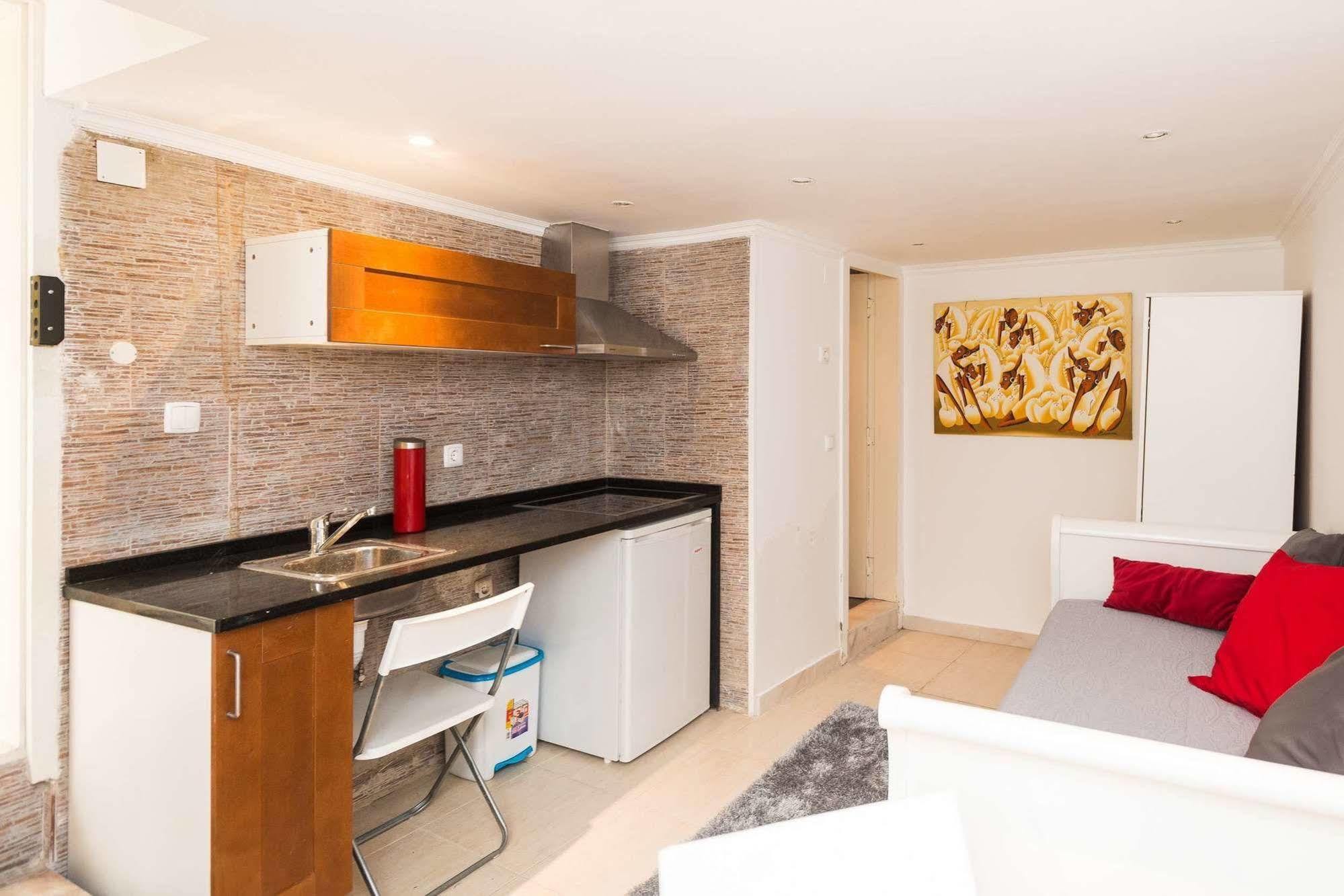 Cost Hotel Lisbon