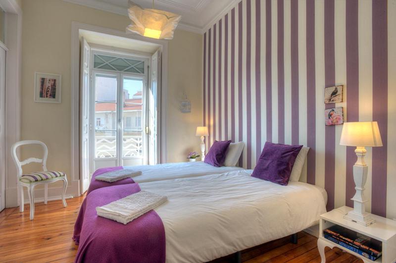 Angola 1 - 6 Bedrooms Apartamento