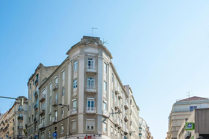 Angola 1 - 6 Bedrooms Apartamento