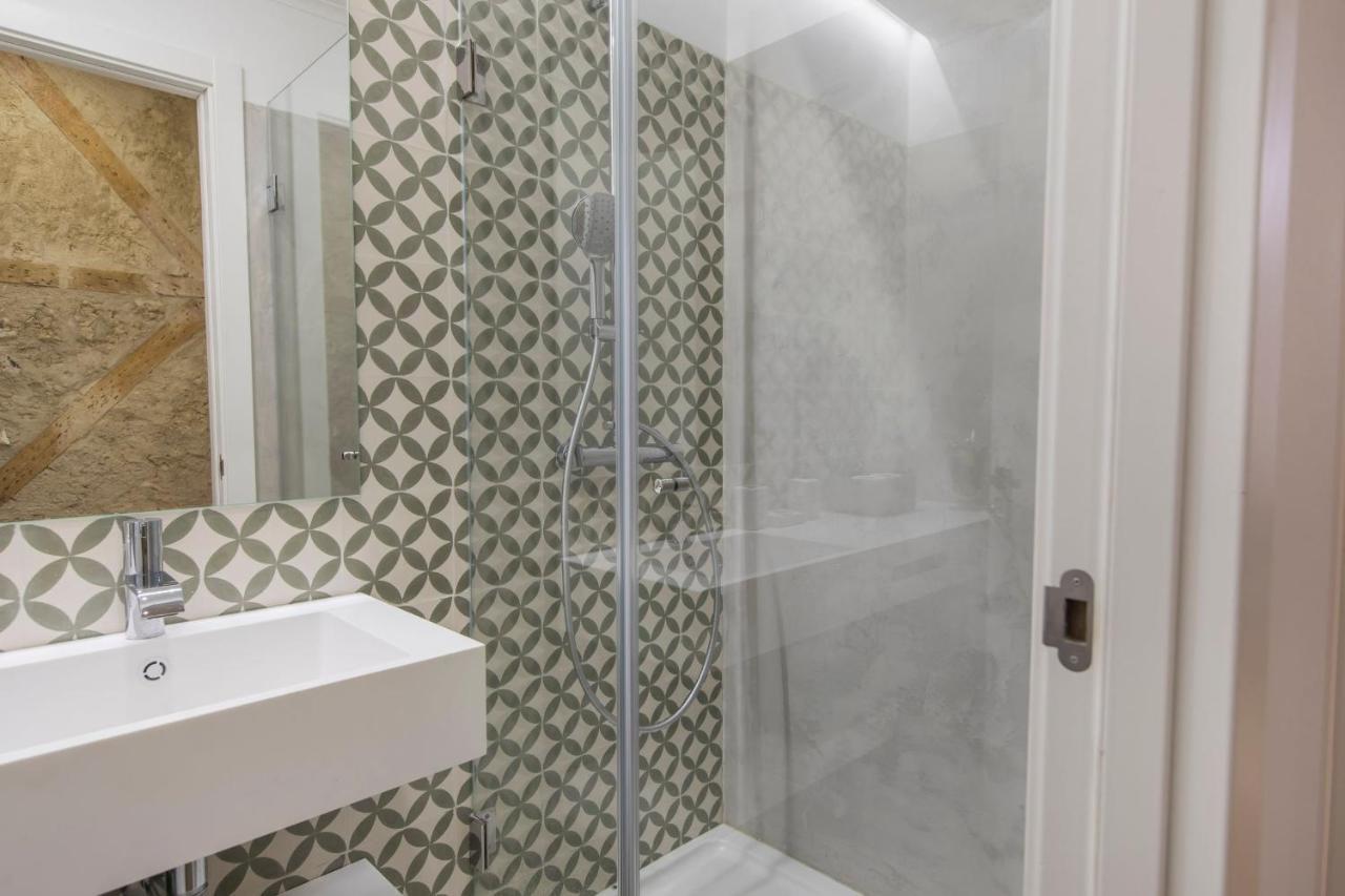 Lovelystay - Vintage Flat Near Santa Justa Elevator! Apartamento *