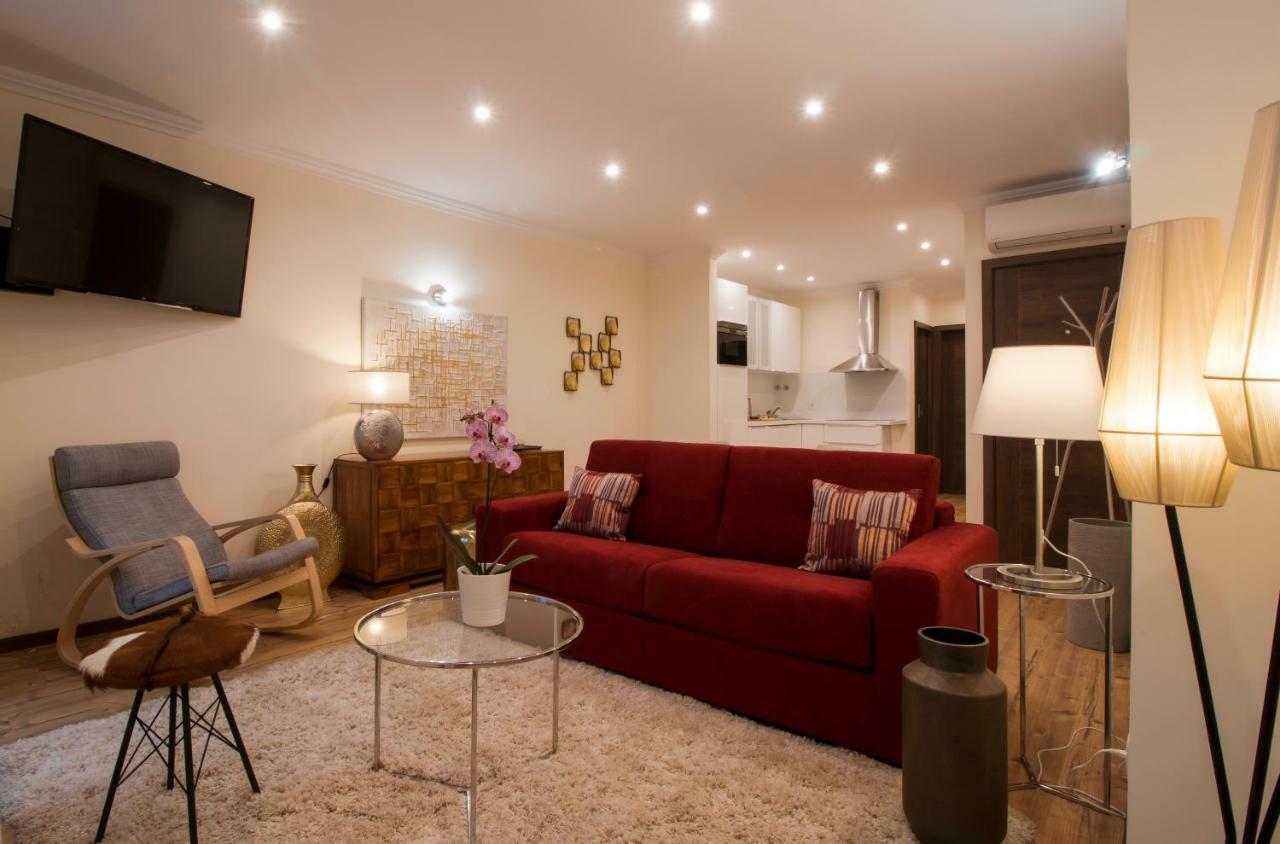 Rosa Do Bairro Alto Apartamento *