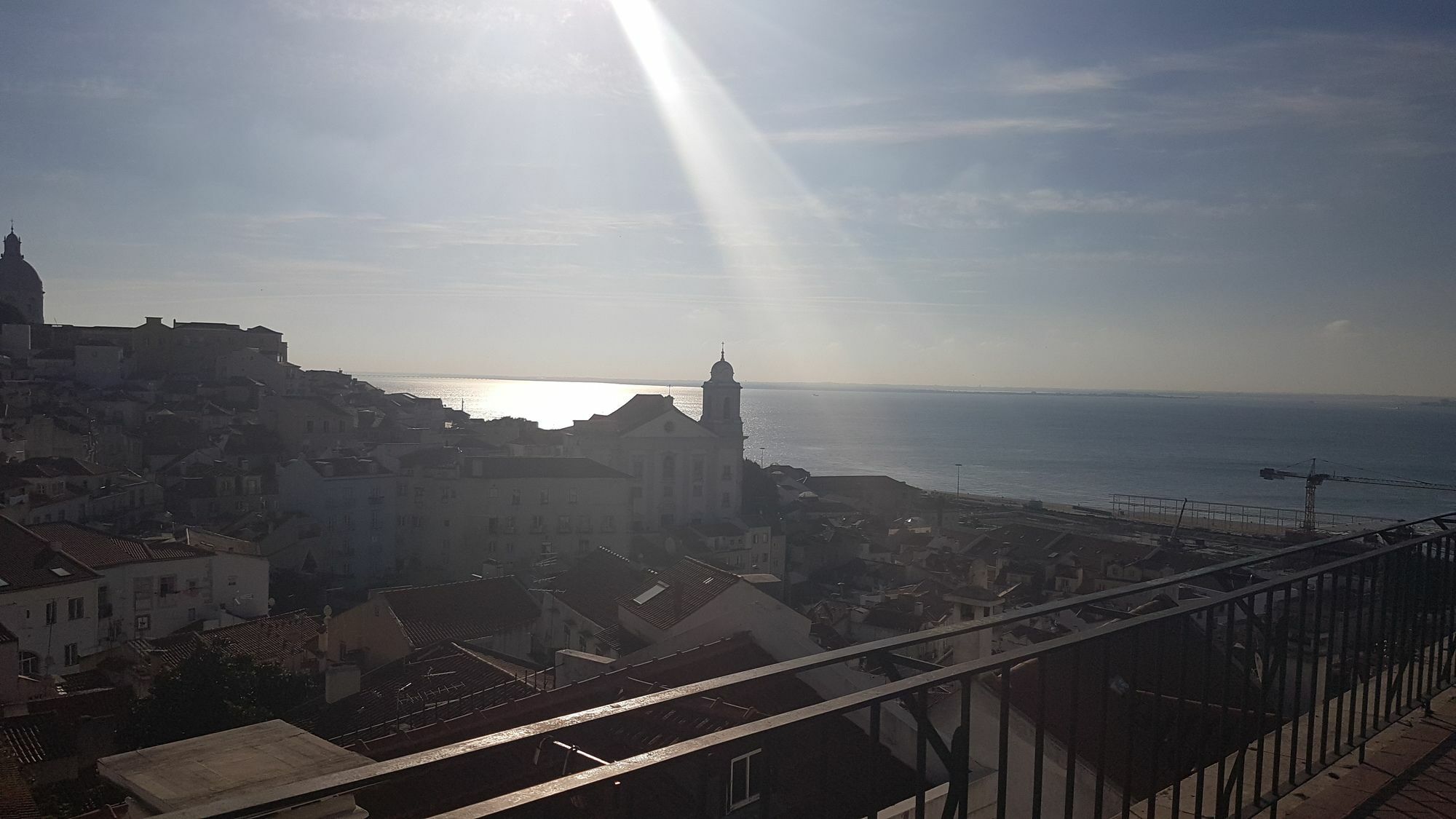 Alojamento de Acomodação e Pequeno-almoço Santa Luzia - Horigem Lisboa
