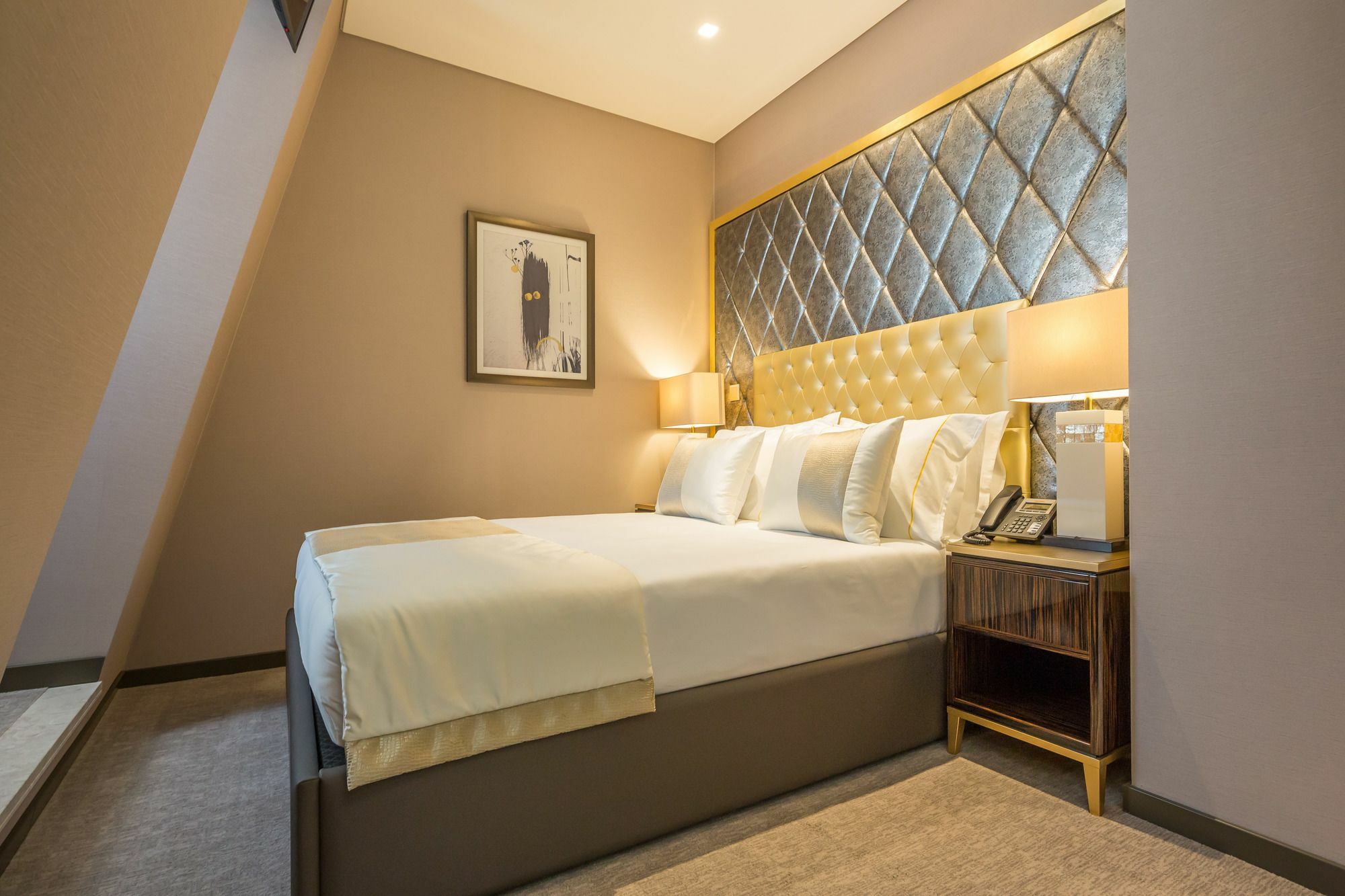Meraprime Gold Hotel 3*