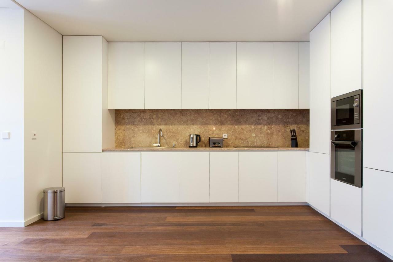 Altido Luxurious And Spacious 1-bed Apt With Huge Terrace By Parque Subway * Lisboa