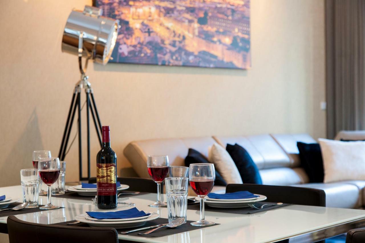 Altido Luxurious And Spacious 1-bed Apt With Huge Terrace By Parque Subway * Lisboa