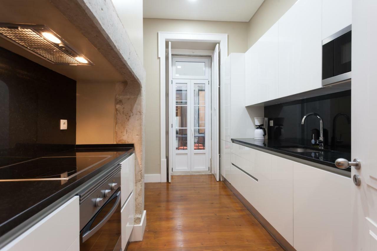 Apartamento Baixa Vintage Three-bedroom - By Lu Holidays