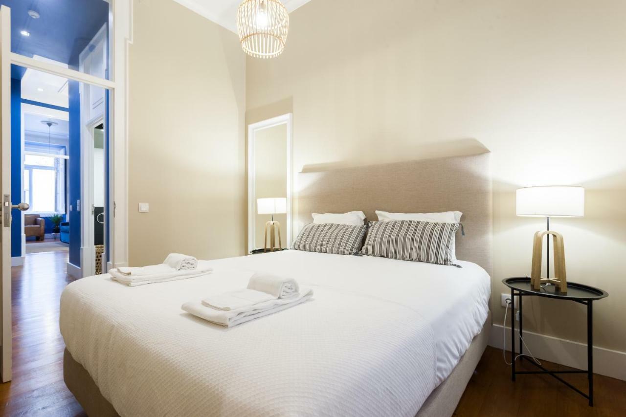 Baixa Vintage Three-bedroom - By Lu Holidays *