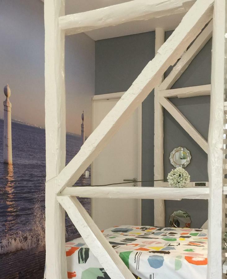 Mural House Apartment *