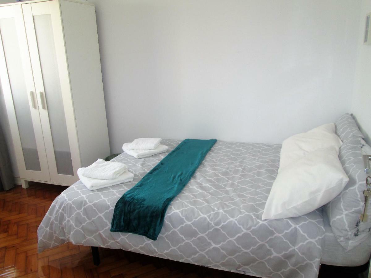 Belem Cozy Bedroom Homestay *
