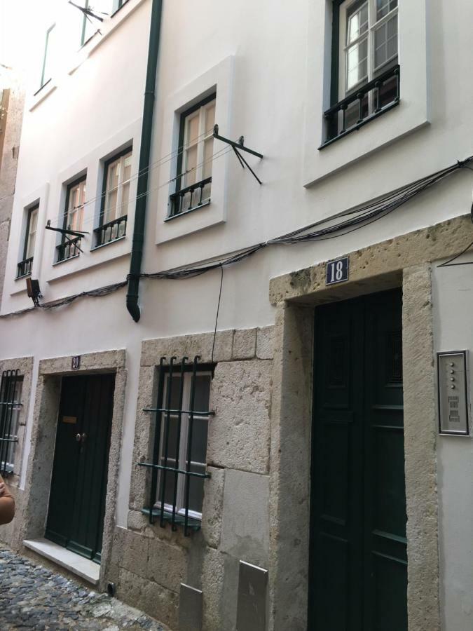 Alfama Chic Penabuquel Apartamento *