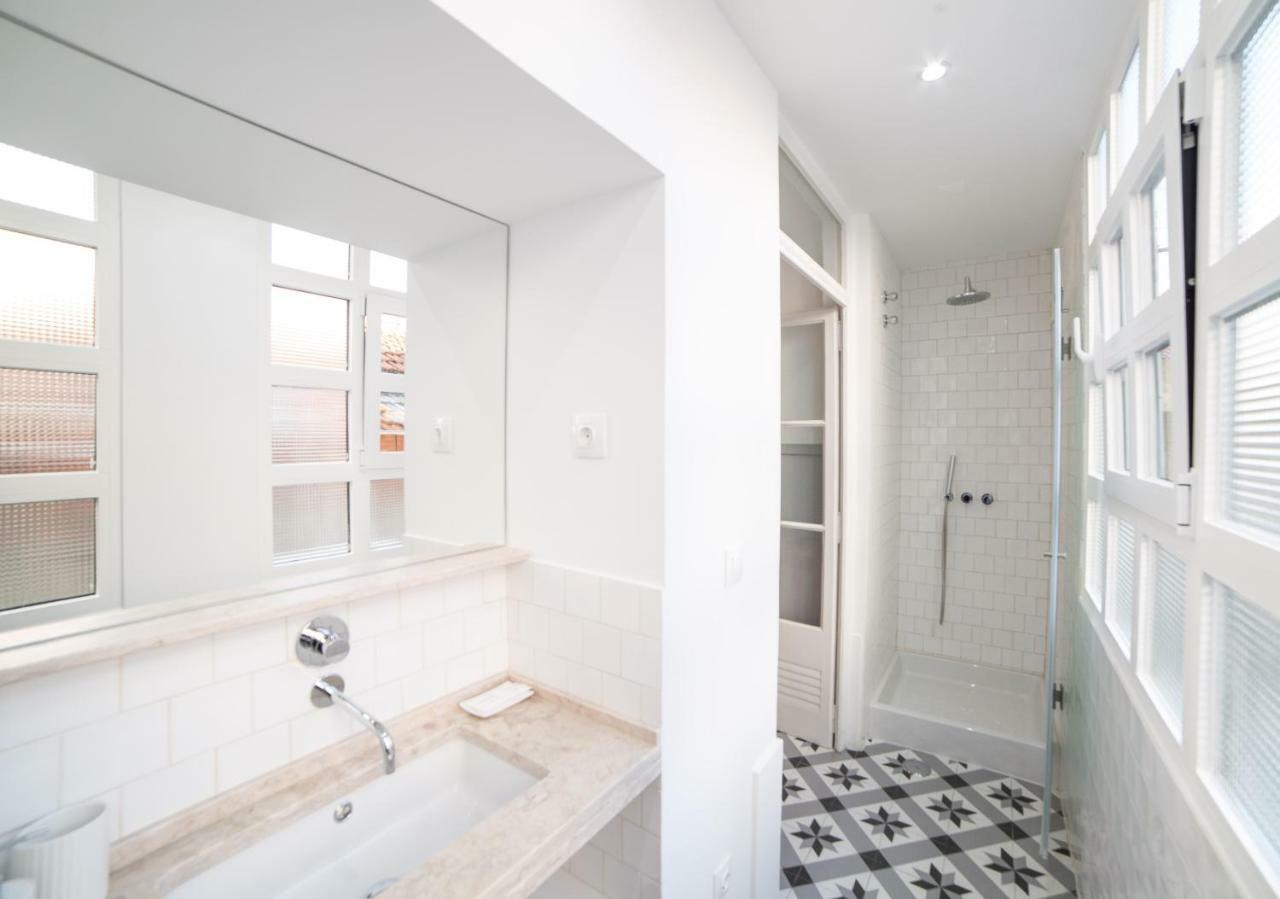 Apartment Flh Madragoa Bright Place Lisbon