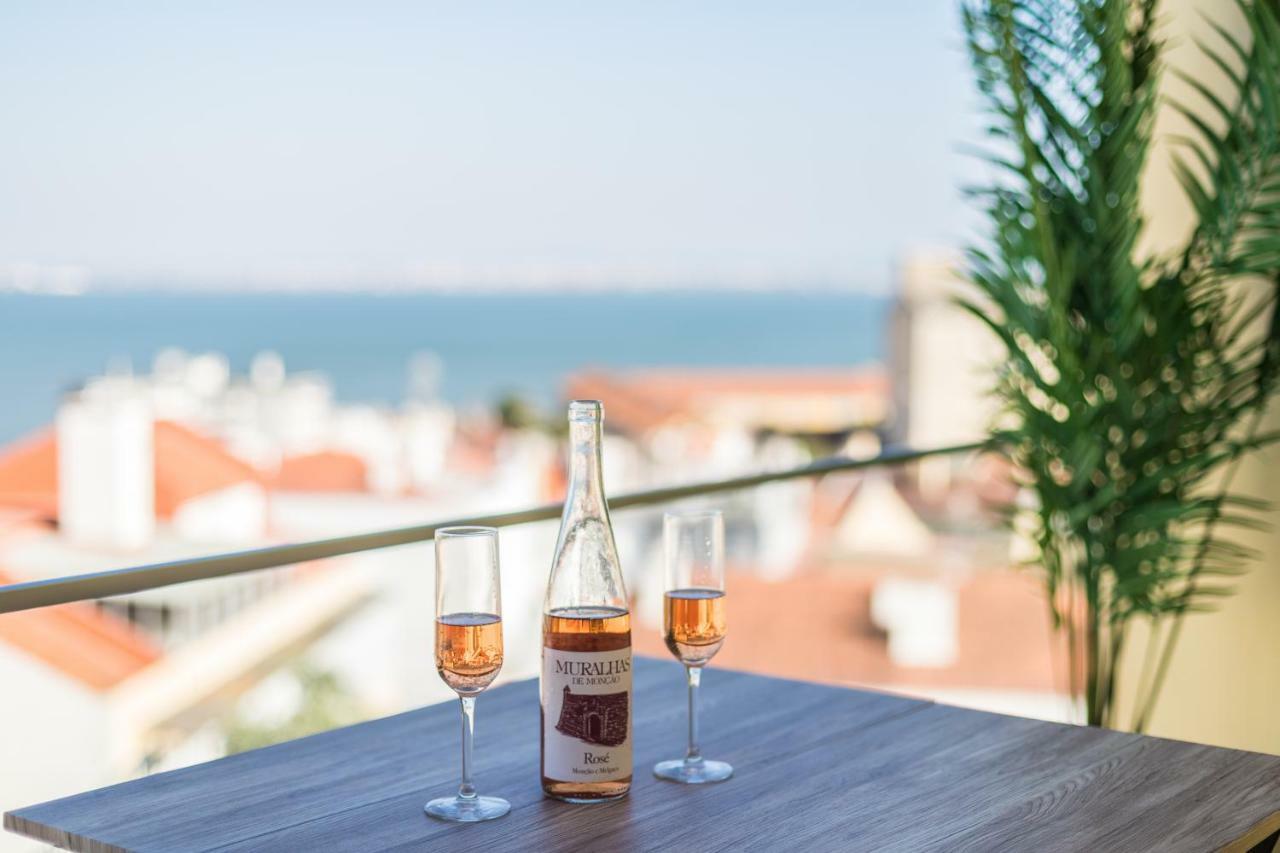 Alfama Lounge Three-bedroom W/ River View And Parking - By Lu Holidays *