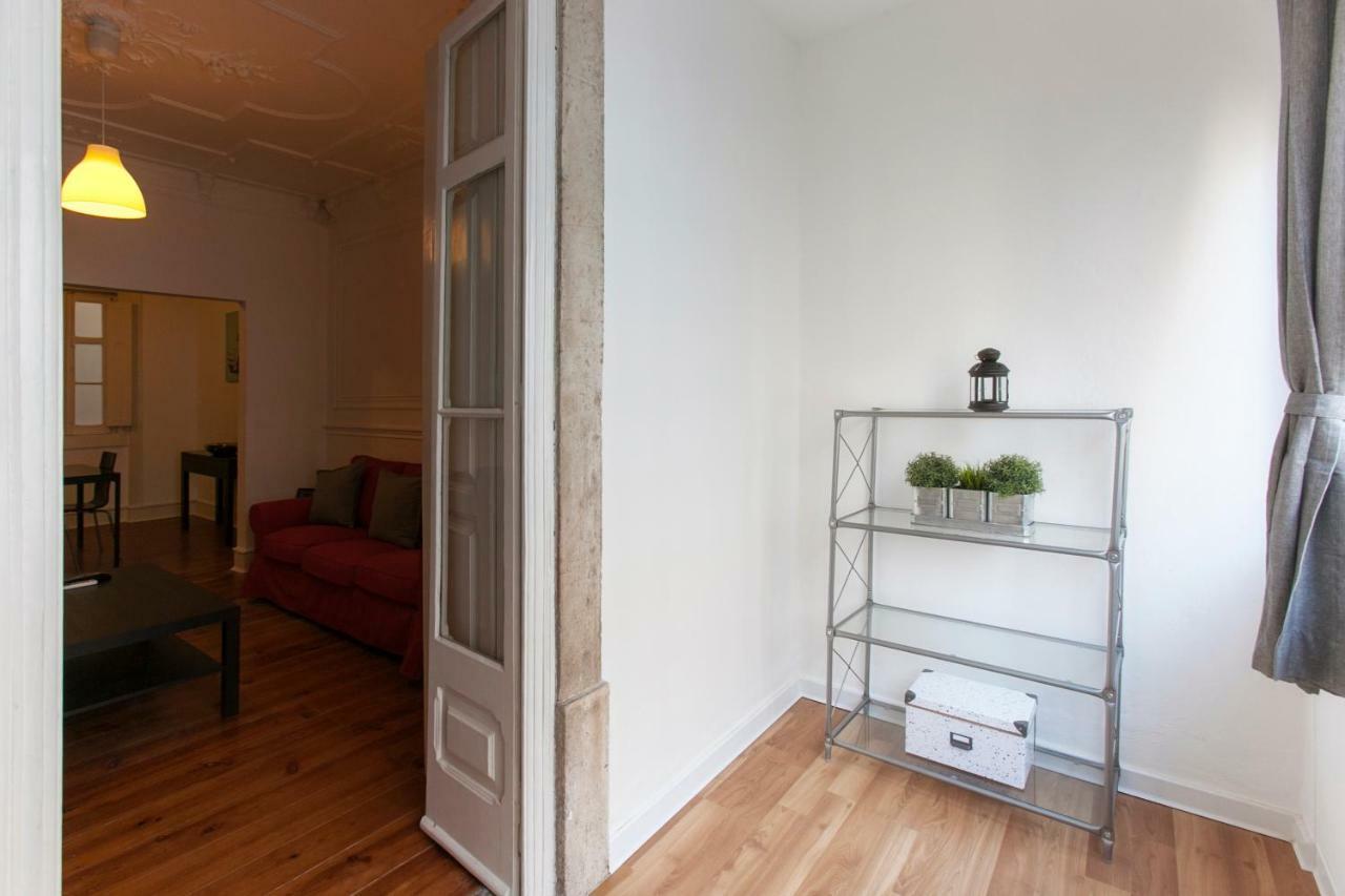 Center Apartment *