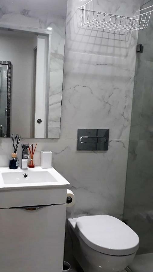 Lisbon, Alfama Fado Studio Apartamento