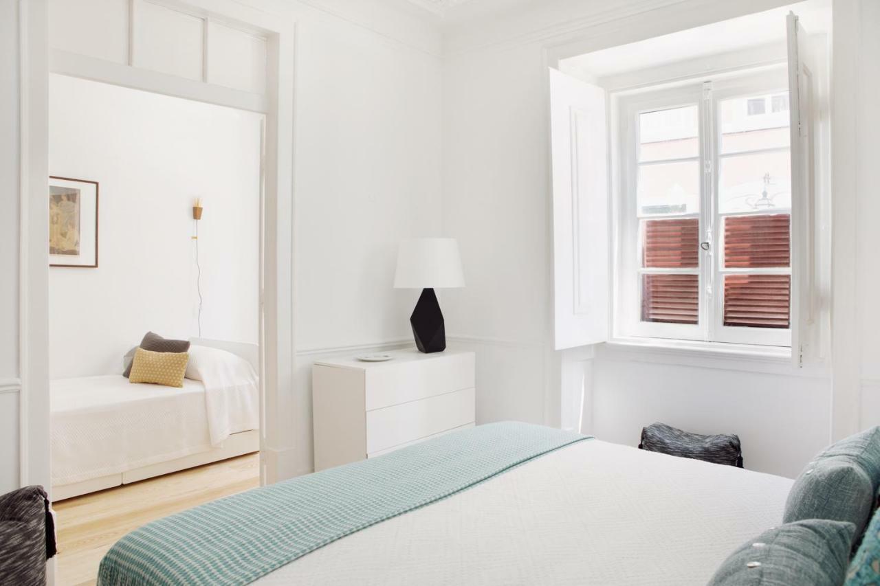 Renovated Charming With Terrace In Lapa *