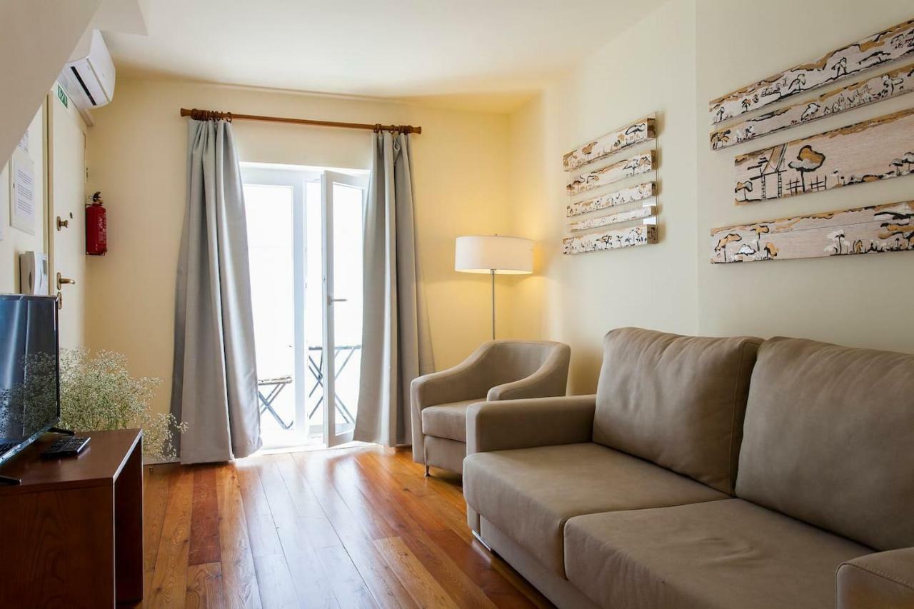 Exquisit Flat Right Lisboa