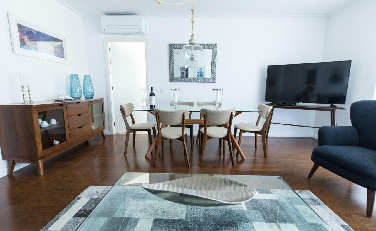 Apartamento Charming With Balcony & Pool