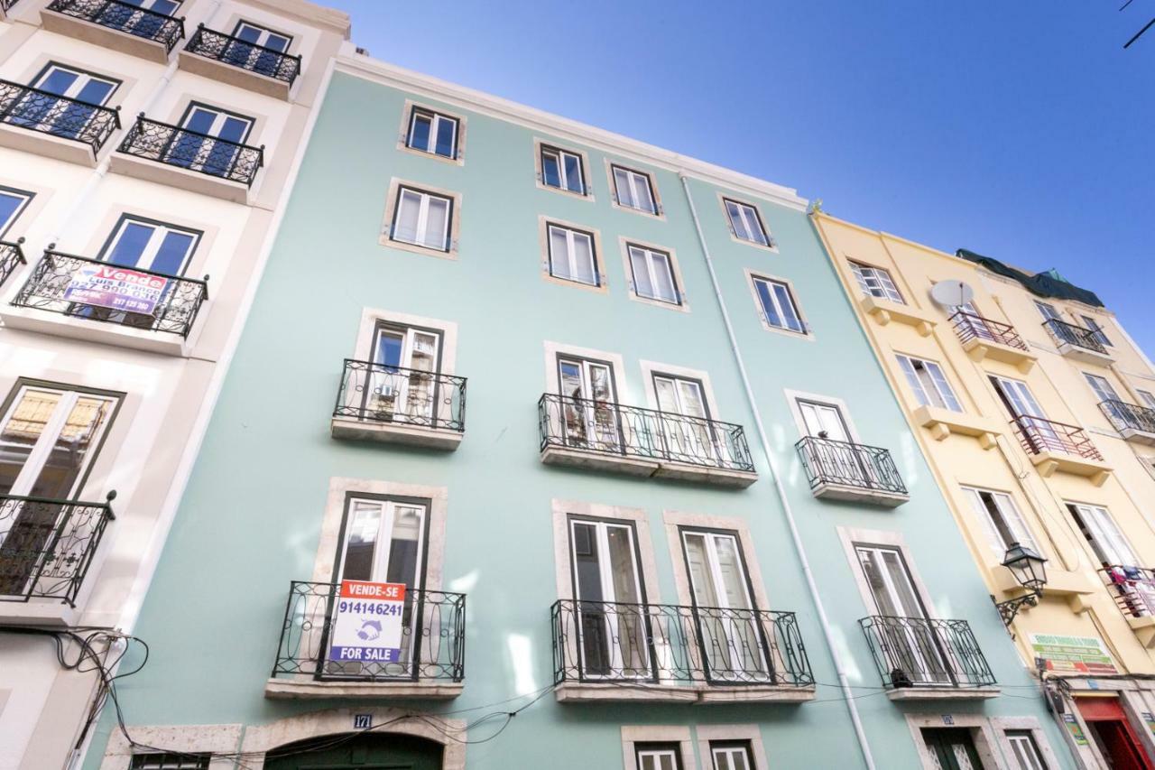 Altido Chic 1br Apt With Balcony Close By Graca Viewpoint And Tram Stops Lisboa