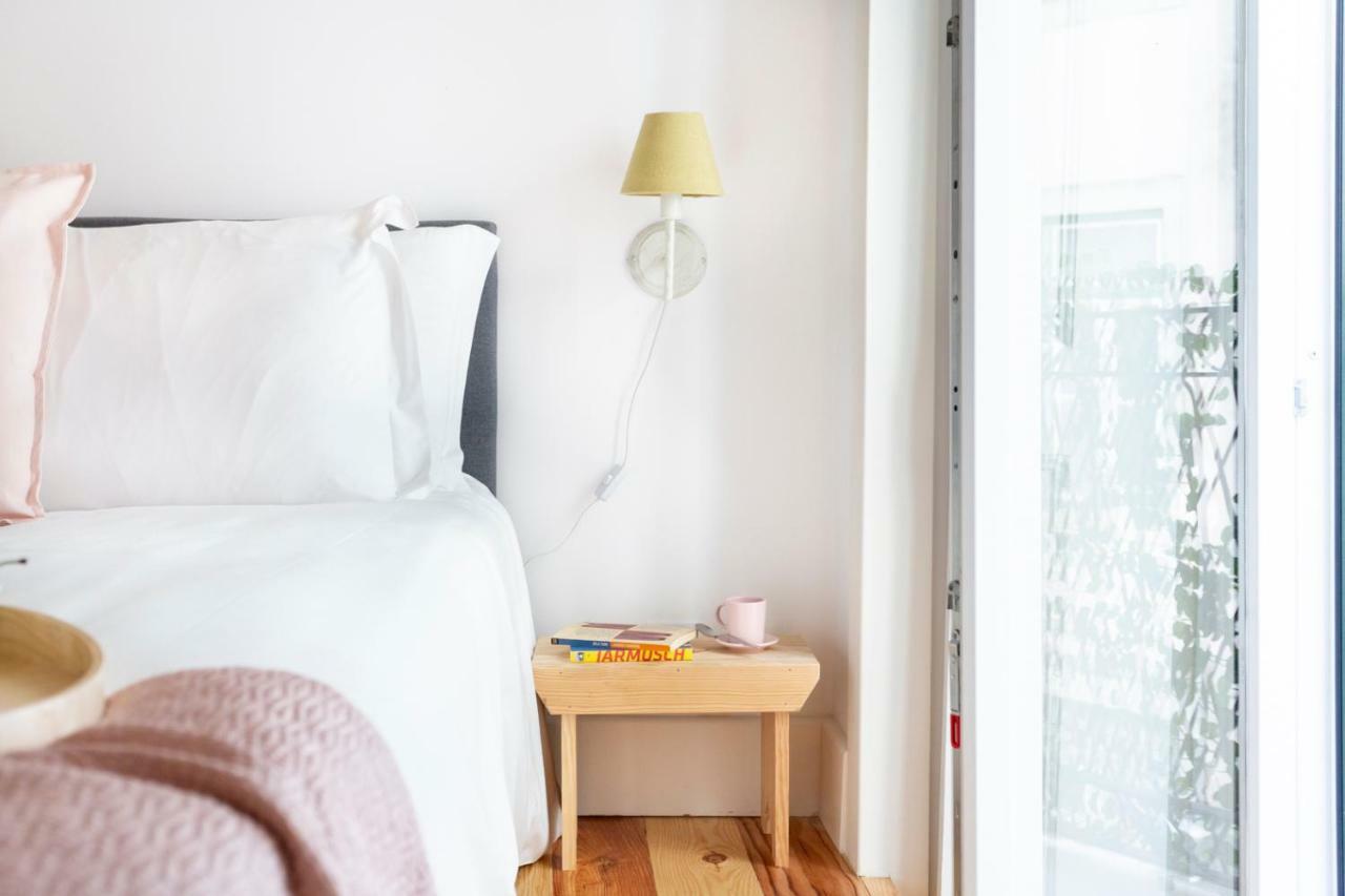 Apartamento Altido Chic 1br Apt With Balcony Close By Graca Viewpoint And Tram Stops Lisboa
