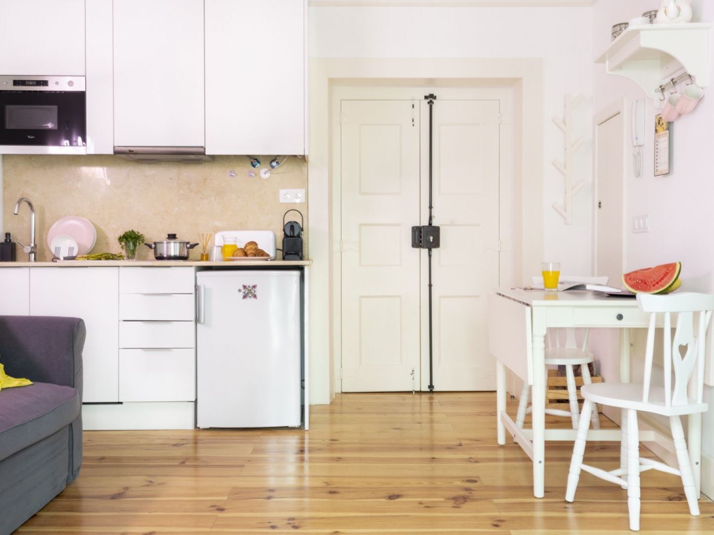 Altido Chic 1br Apt With Balcony Close By Graca Viewpoint And Tram Stops Apartamento