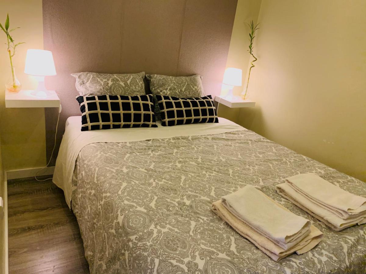 Excellent 2 Bedroom In Apartamento *