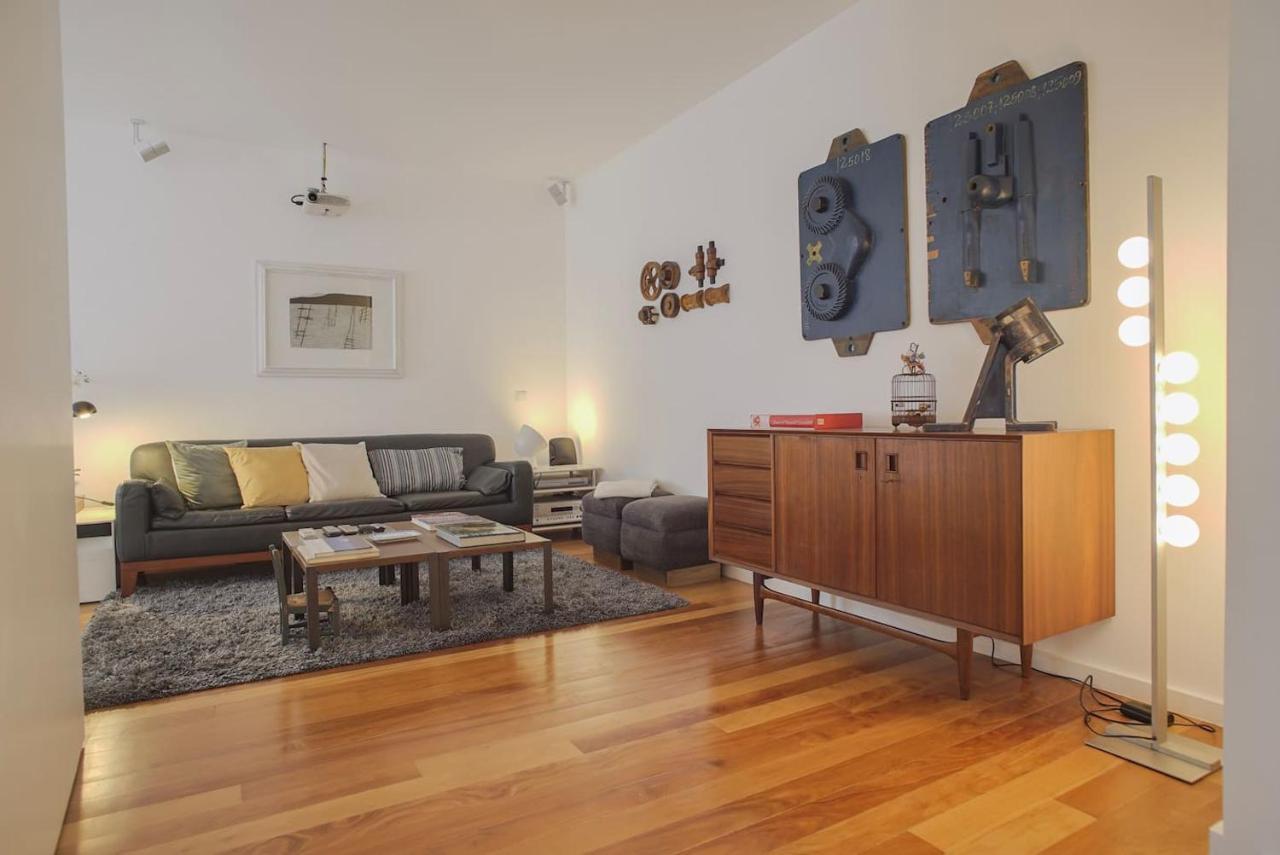 Industrial Flat W/ Garage *