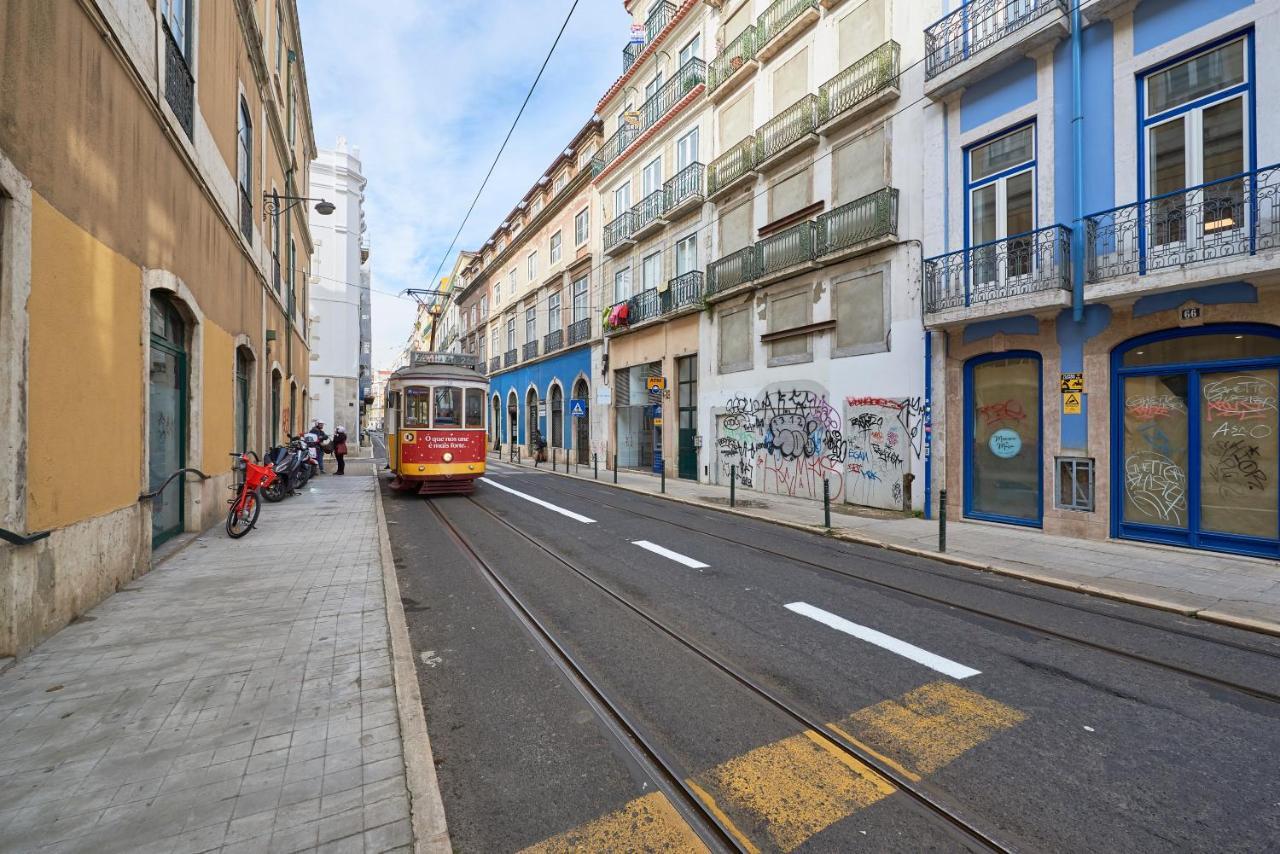 Bica Cais Do Sodre Lisboa