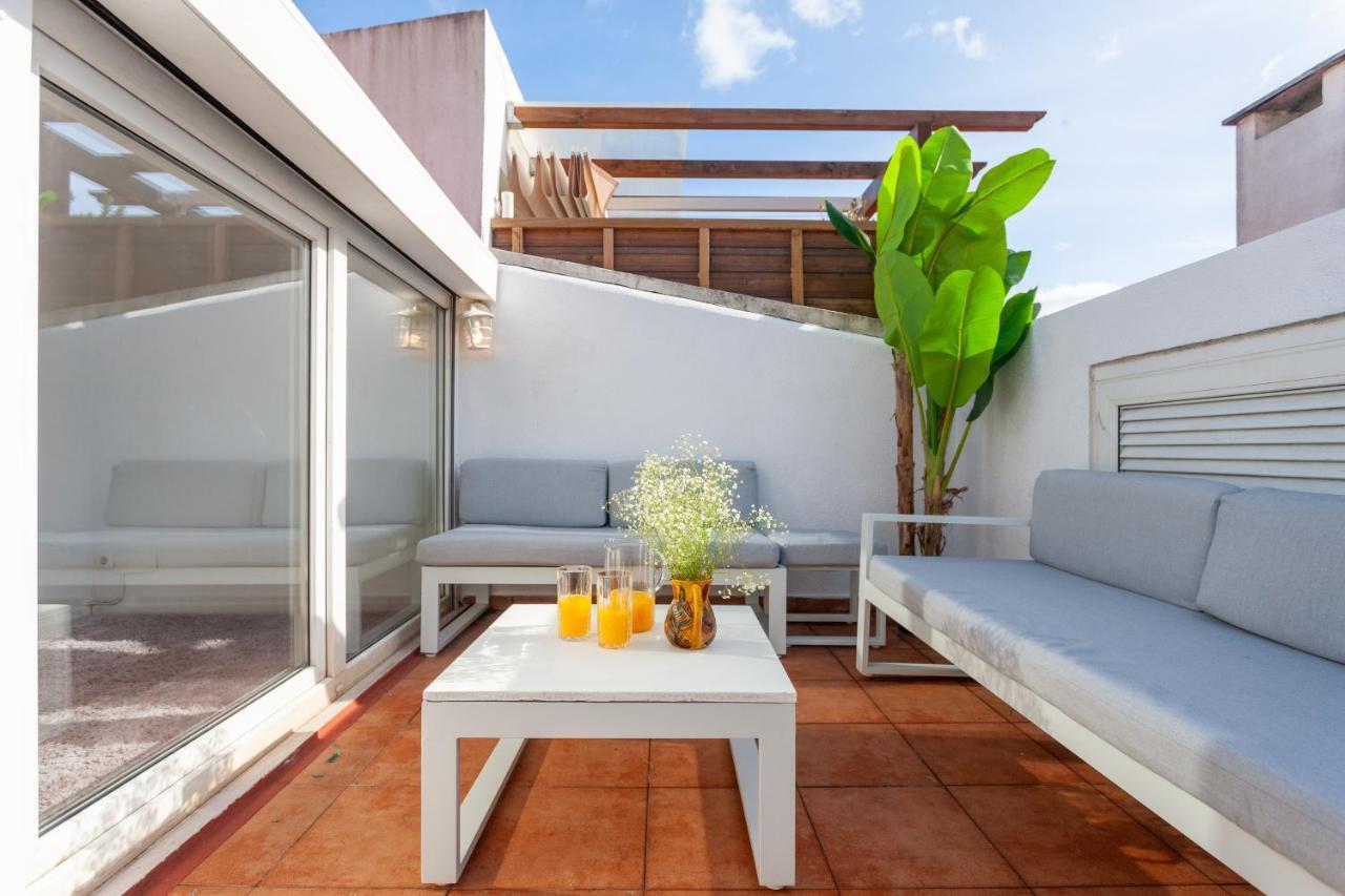 Liberty Penthouse Three-bedroom - By Lu Holidays *