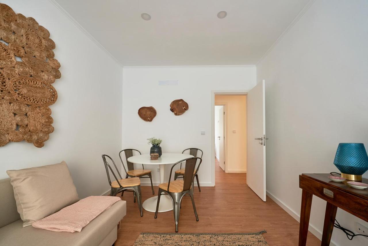 Belém Light Filled With Patio, By Timecooler