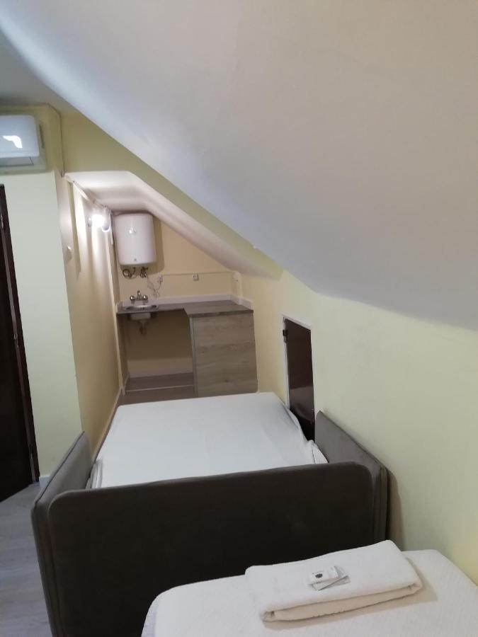 Residencial Camoes Bed and breakfast Lisboa