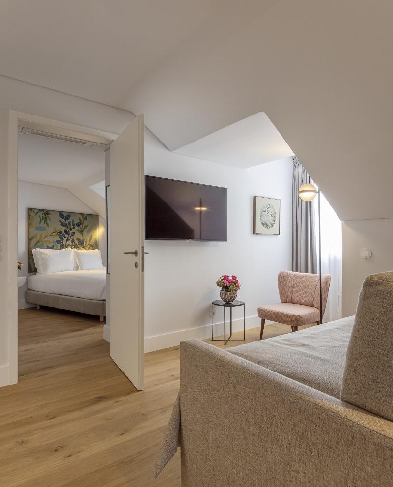 Serviced - Madalena * Lisboa
